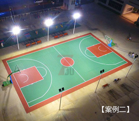 标准户外篮球场6组8米立杆球场灯亮灯效果实拍案例一
